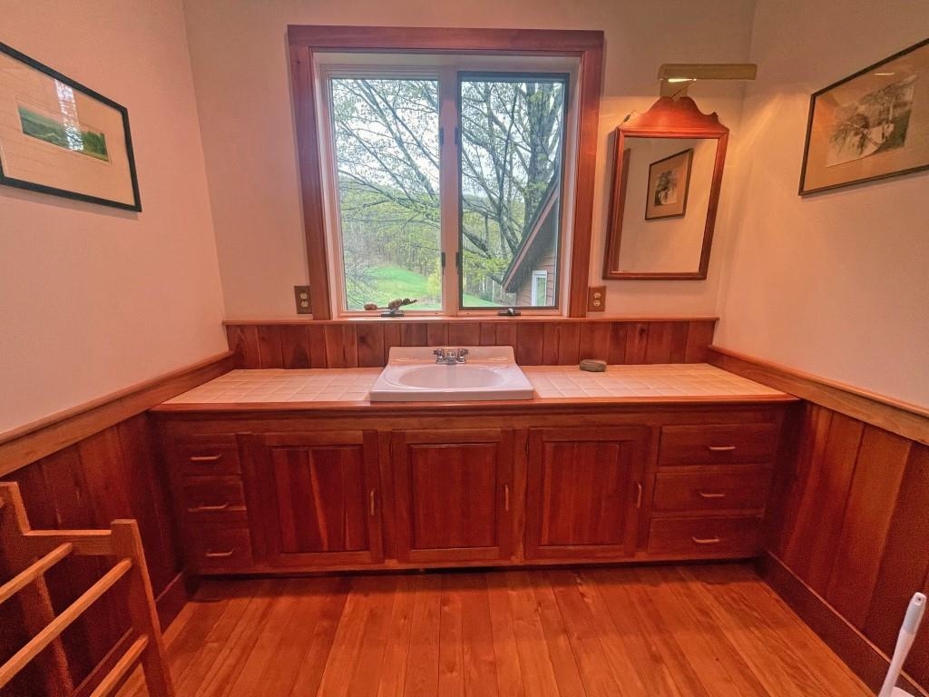 1605 Kingdom Road Vershire, VT 05079 - Photo 14 of 36