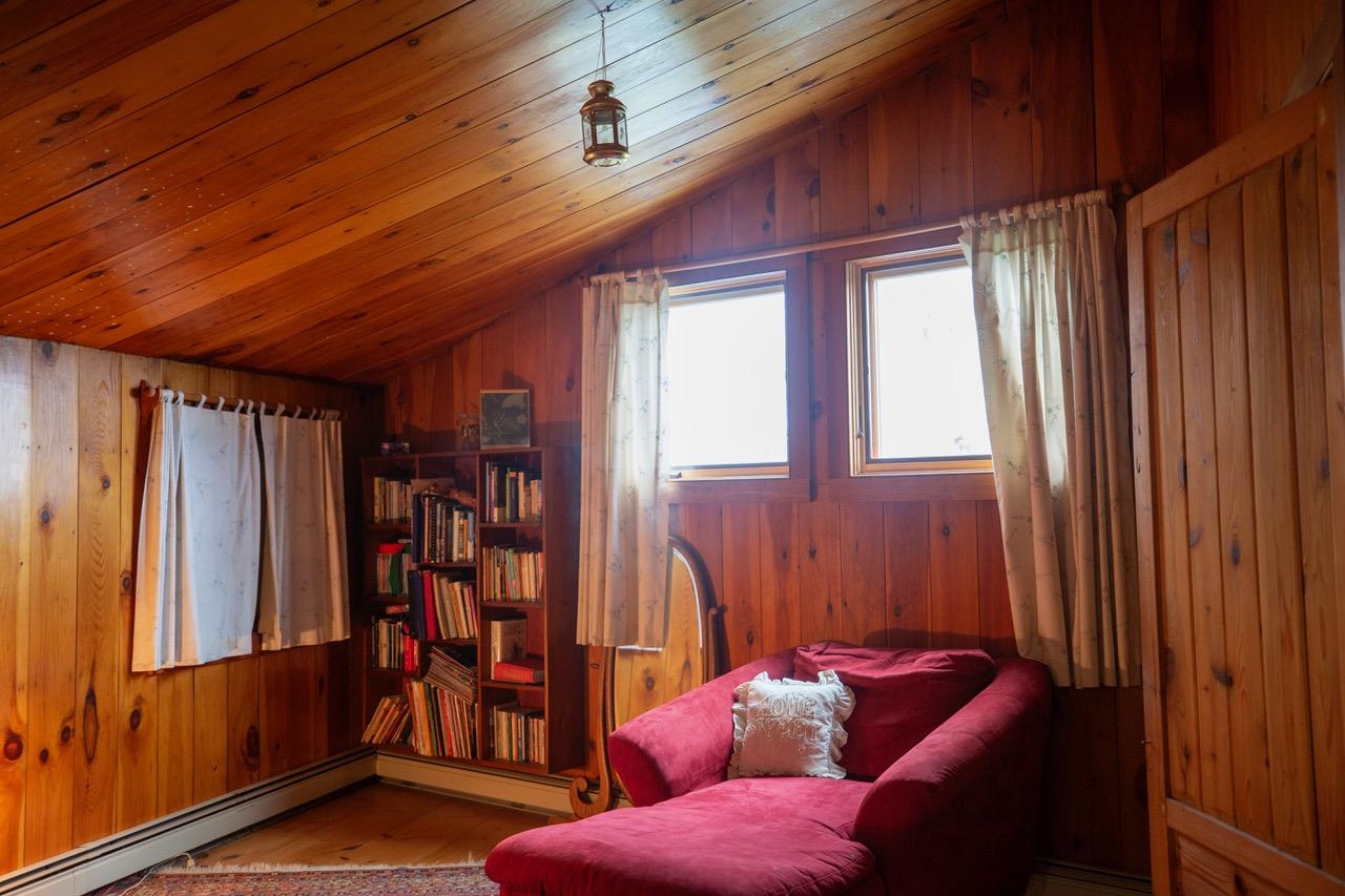 1605 Kingdom Road Vershire, VT 05079 - Photo 17 of 36