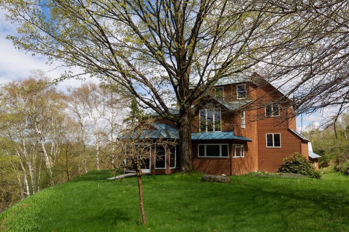 1605 Kingdom Road Vershire, VT 05079 - Photo 2 of 36