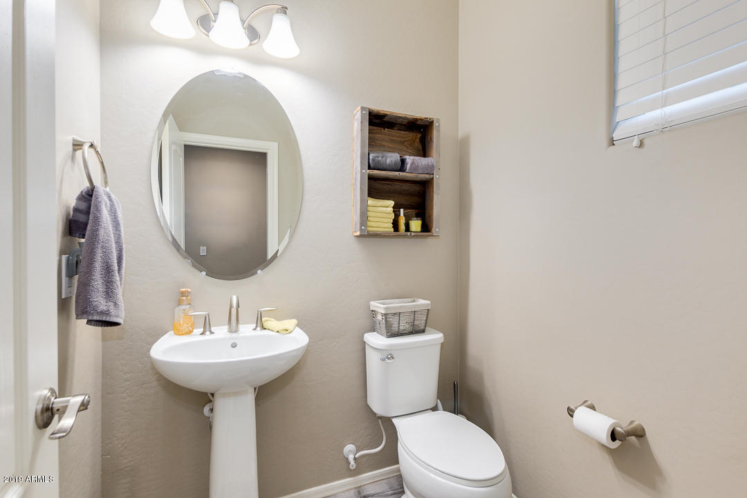 12028 West Rowel Road Peoria, AZ 85383 - Photo 16 of 37 16-Rowel