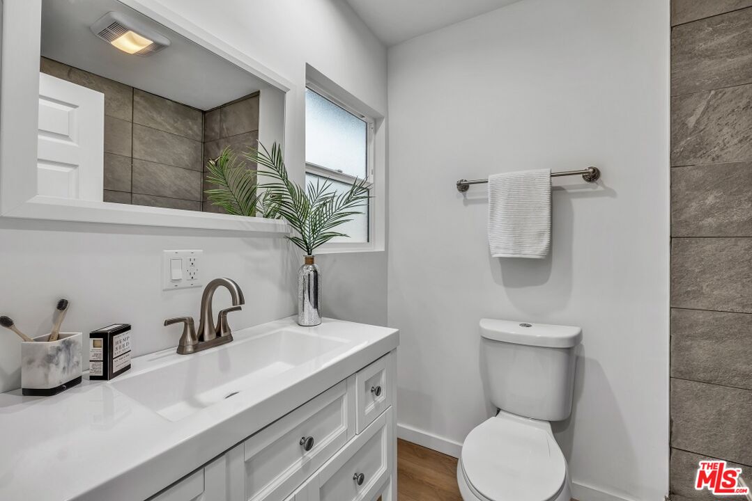 8779 Rincon Avenue Sun Valley, CA 91352 - Photo 17 of 25 Gallery Image 17