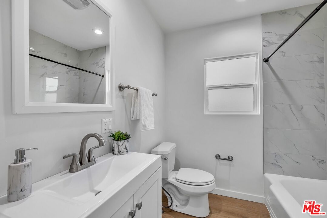 8779 Rincon Avenue Sun Valley, CA 91352 - Photo 18 of 25 Gallery Image 18