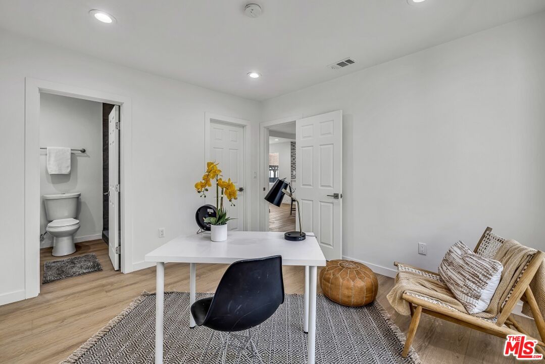 8779 Rincon Avenue Sun Valley, CA 91352 - Photo 19 of 25 Gallery Image 19