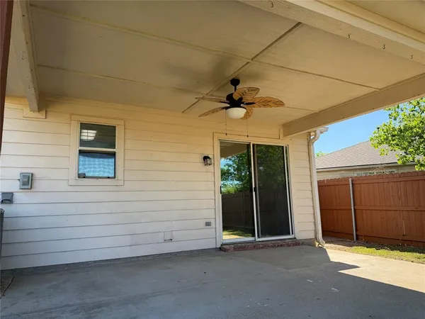 $1,695 | 1424 Pheasant Drive, Sherman, TX 75092