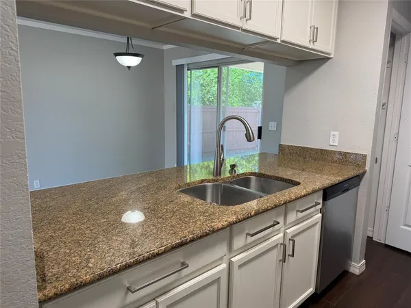 $1,695 | 1424 Pheasant Drive, Sherman, TX 75092