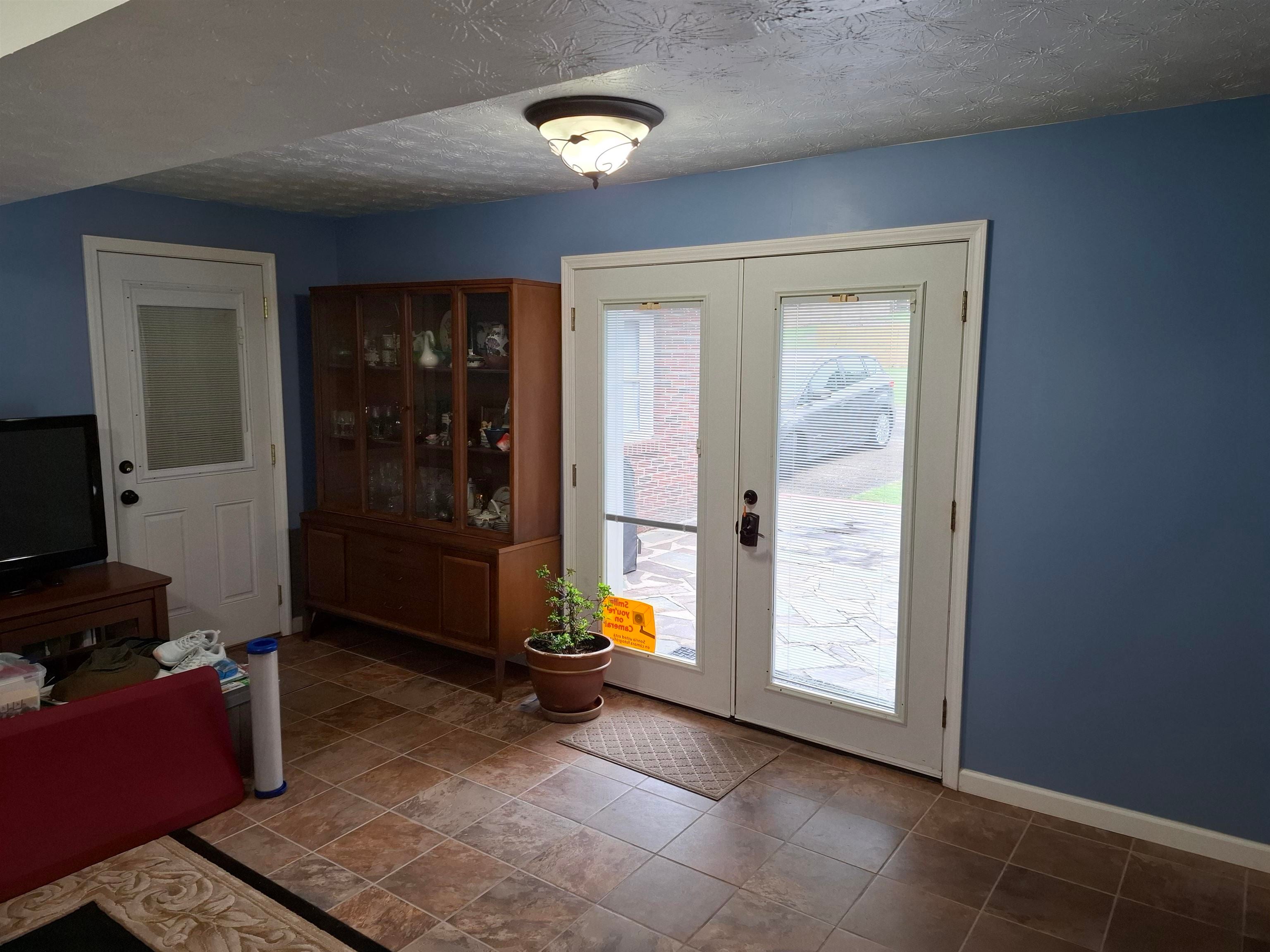 2006 Old Miller Road Huntington, WV 25701 - Photo 6 of 20 Gallery Image 6