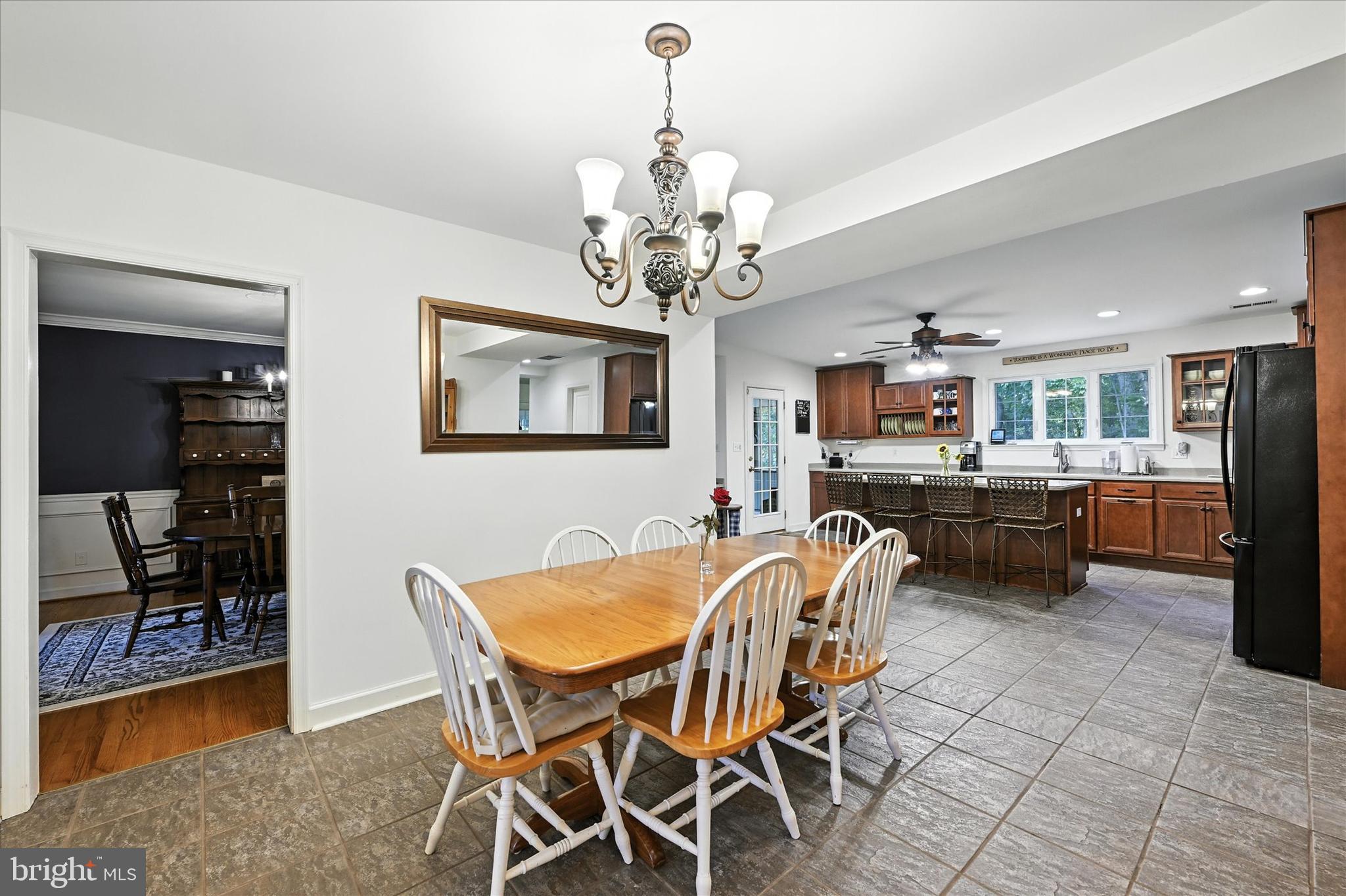 9108 Satyr Hill Road Baltimore, MD 21234 - Photo 13 of 71 Casual Dining Area