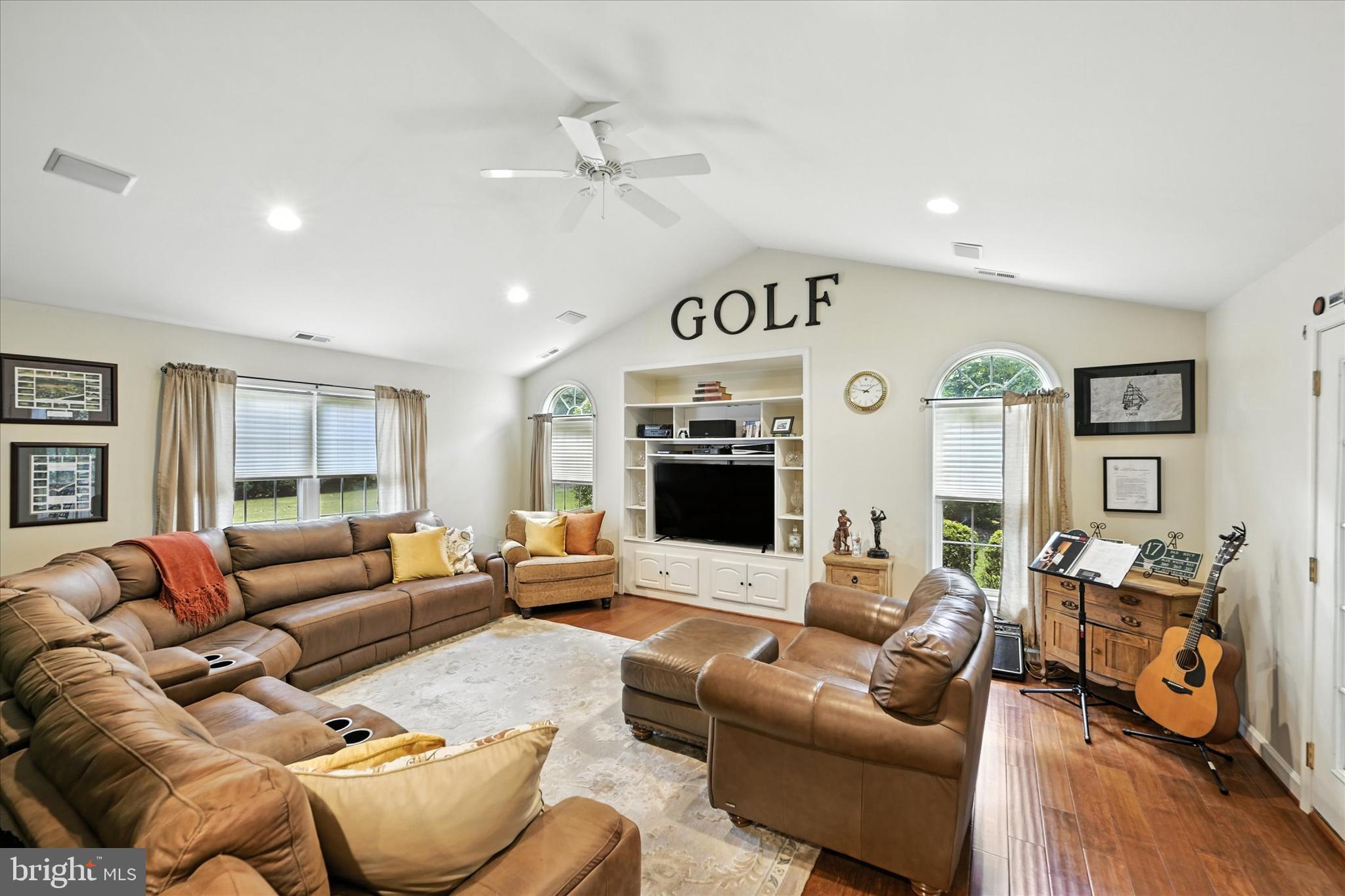 9108 Satyr Hill Road Baltimore, MD 21234 - Photo 22 of 71 Great Room