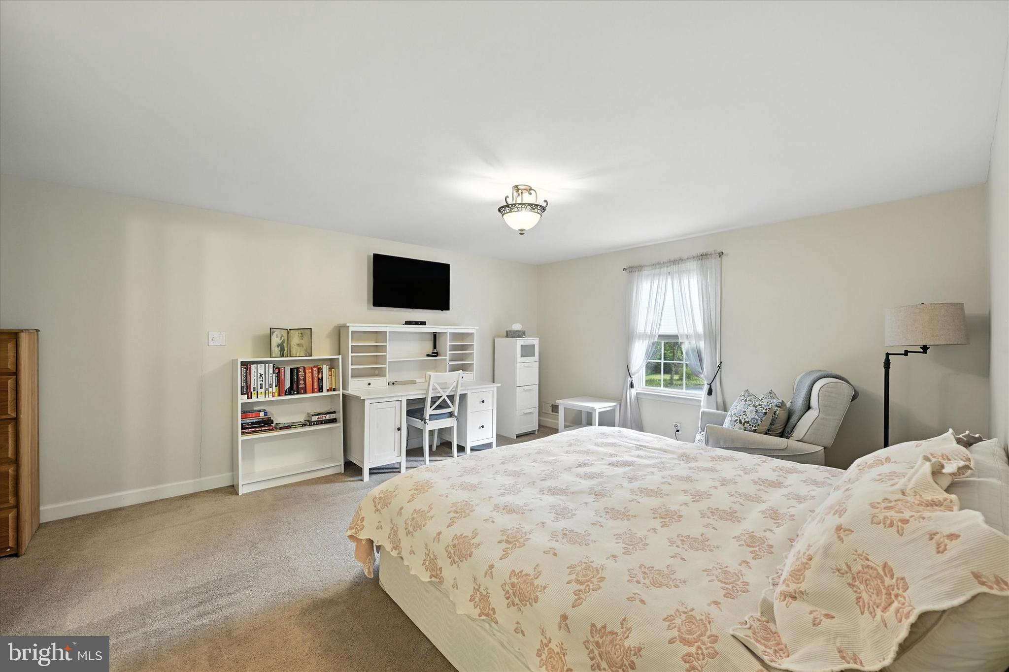 9108 Satyr Hill Road Baltimore, MD 21234 - Photo 27 of 71 Main Level Bed