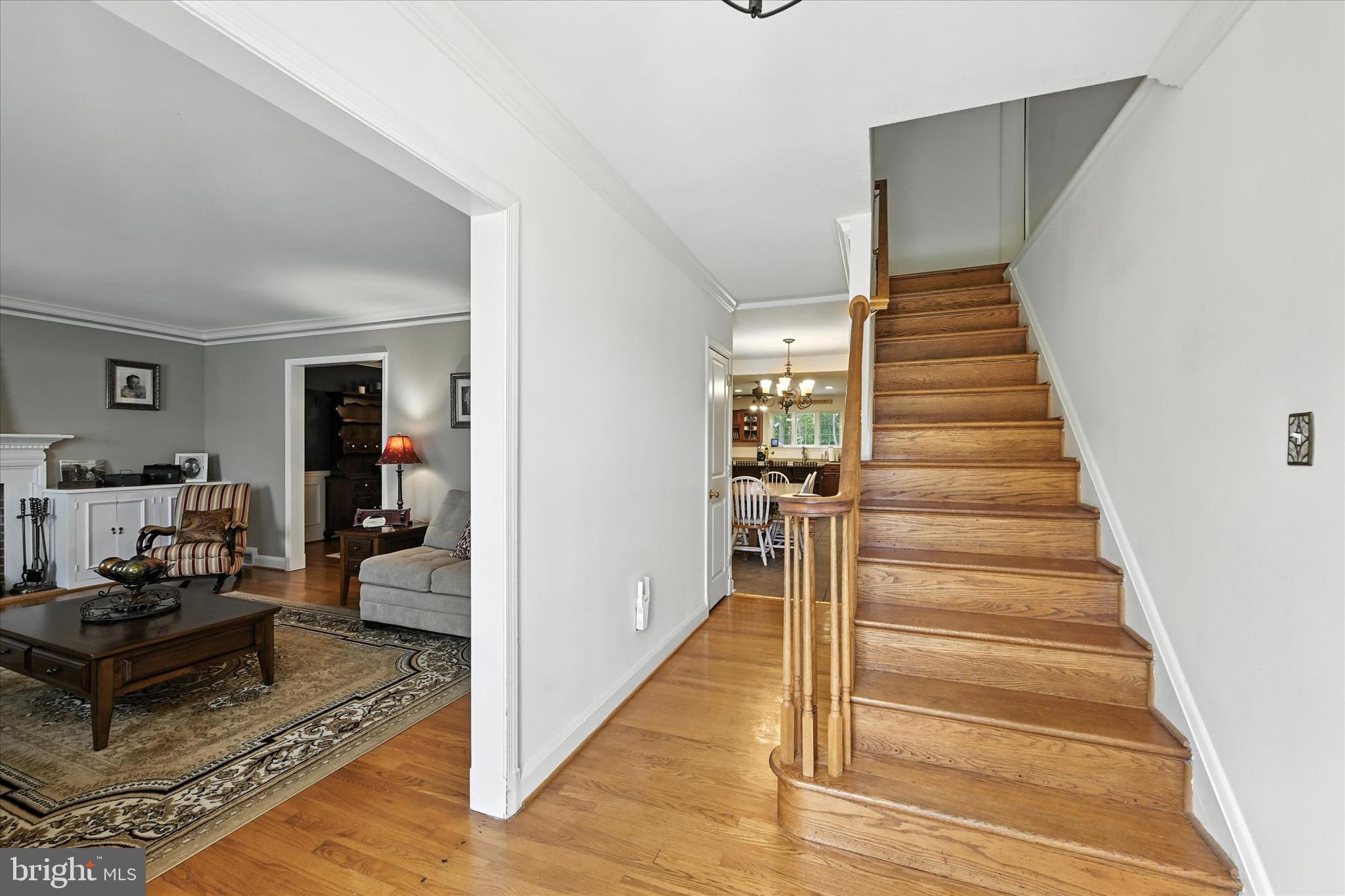 9108 Satyr Hill Road Baltimore, MD 21234 - Photo 3 of 71 Lovely Foyer with milwork.