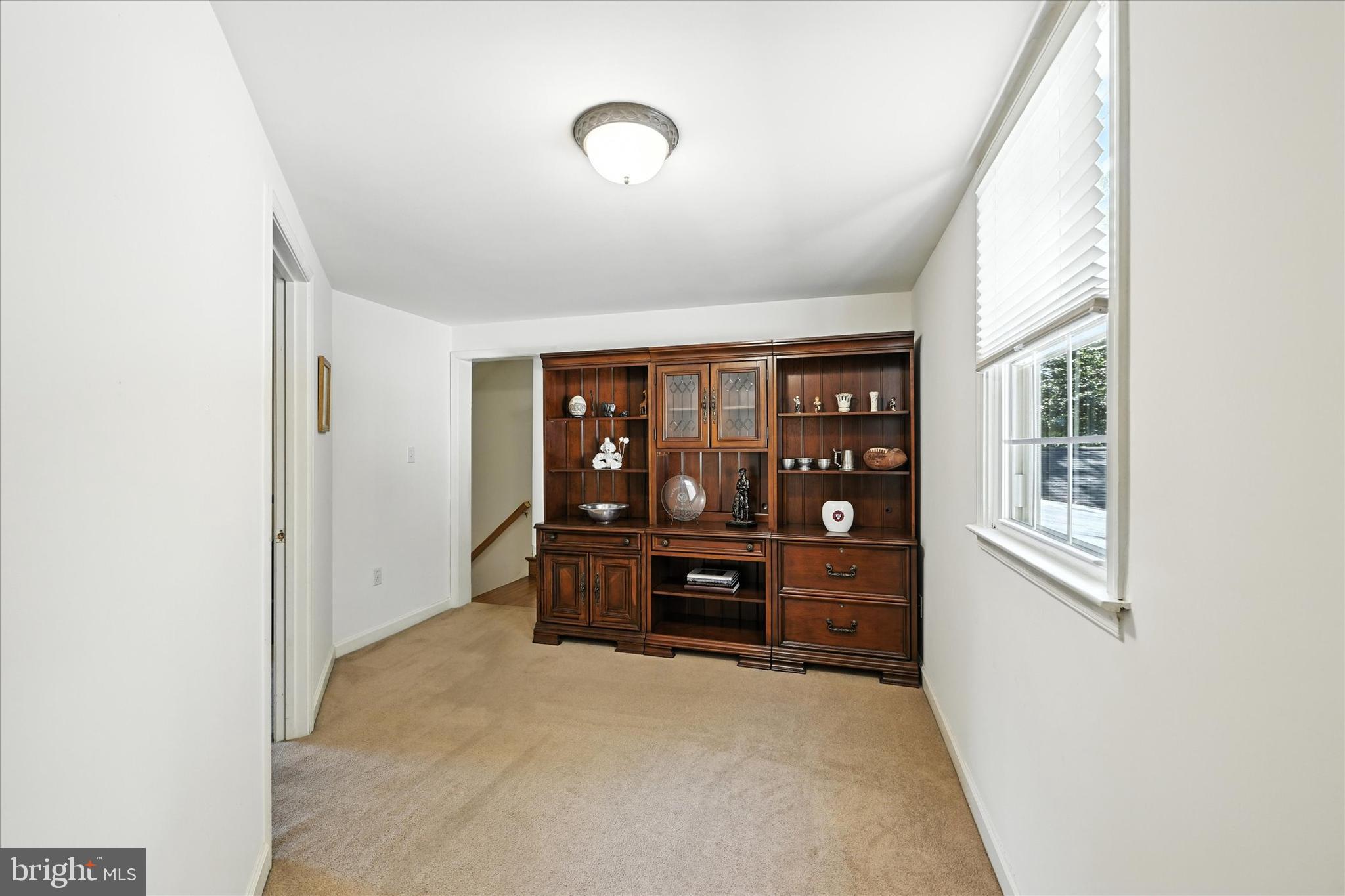 9108 Satyr Hill Road Baltimore, MD 21234 - Photo 33 of 71 Sitting Room off of the Primary & Bonus Bed