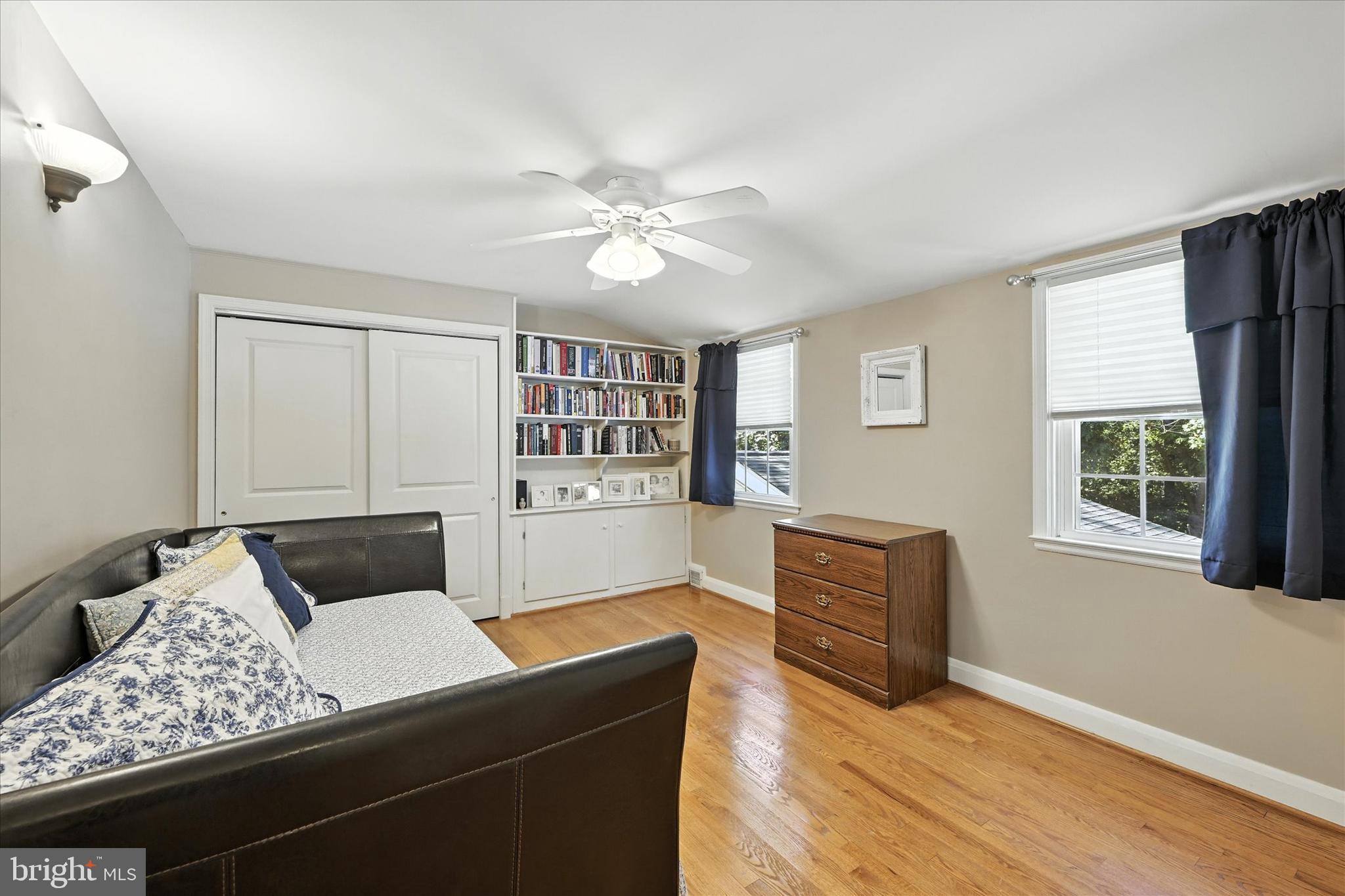 9108 Satyr Hill Road Baltimore, MD 21234 - Photo 39 of 71 Bedroom 4 with built-in