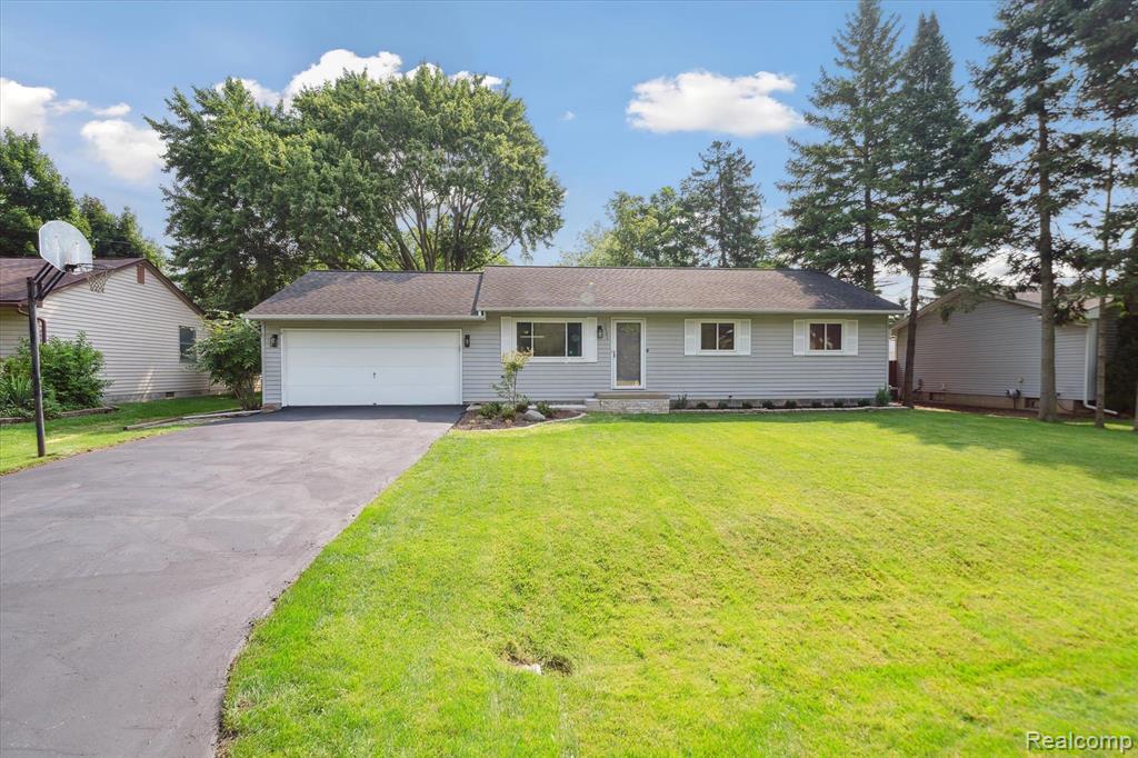 2951 Dearborn Avenue Rochester Hills, MI 48309 - Photo 1 of 33