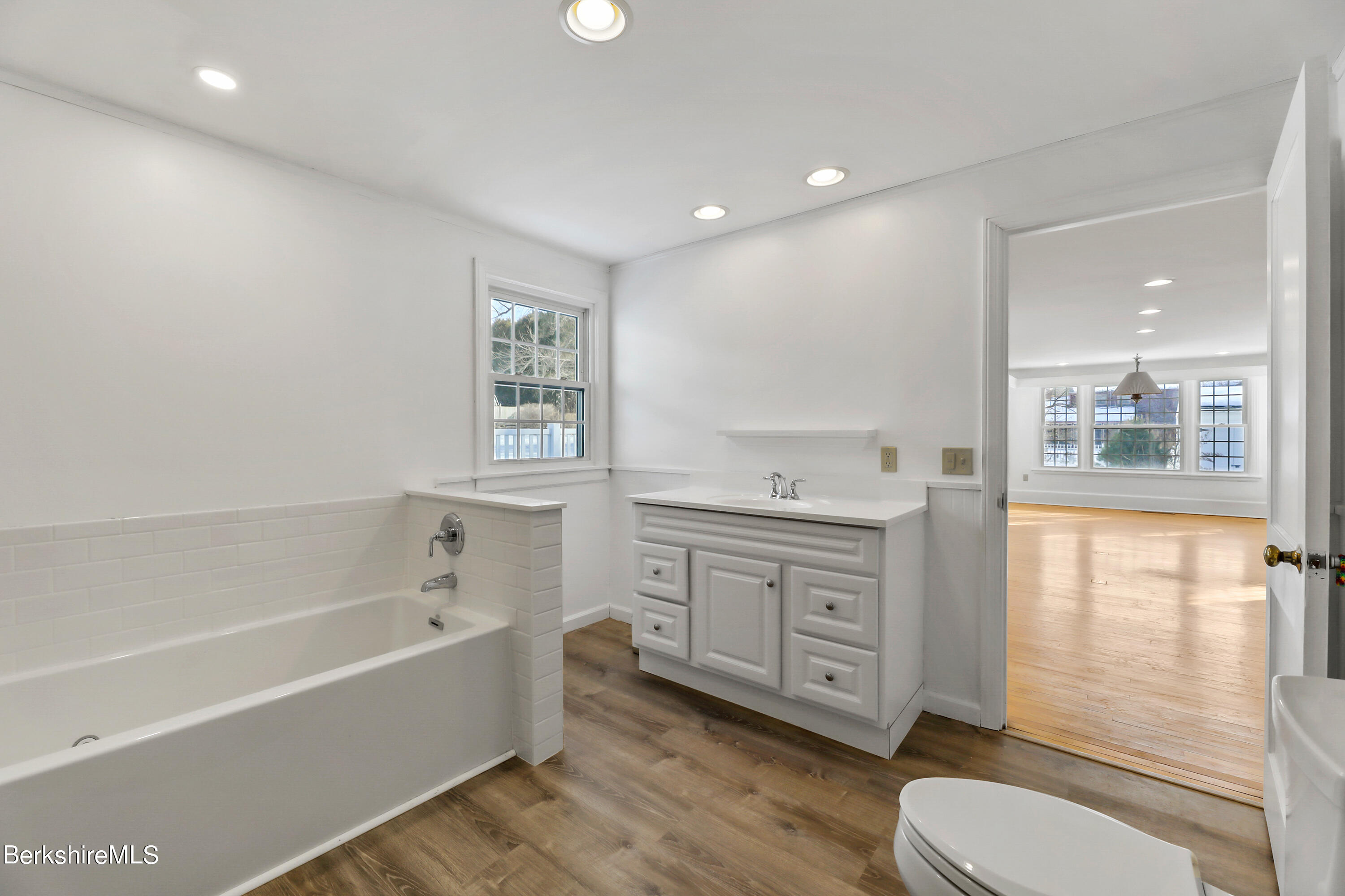 267 Holmes Road Pittsfield, MA 01201 - Photo 20 of 47 20-Primary-Bathroom