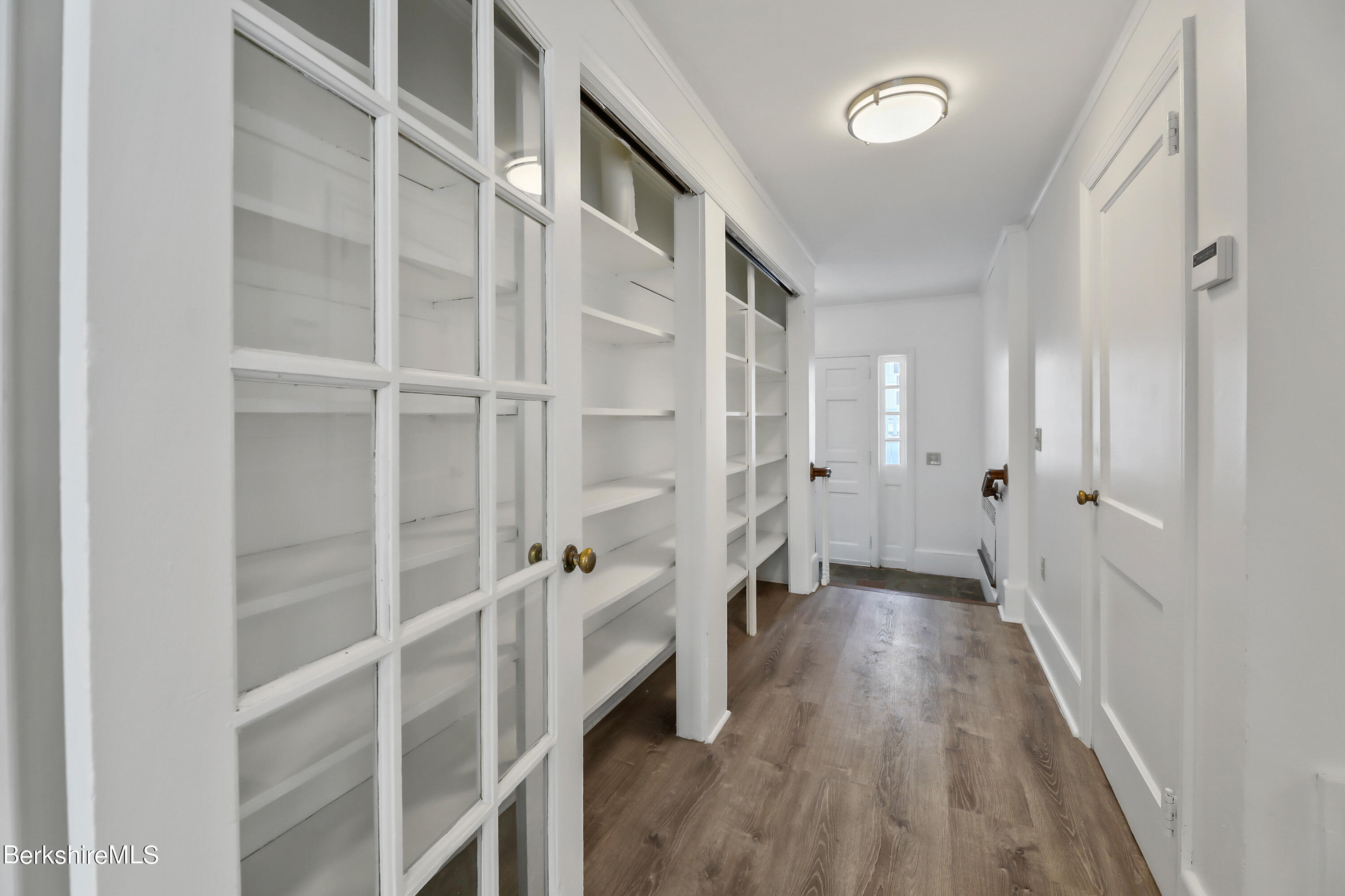 267 Holmes Road Pittsfield, MA 01201 - Photo 27 of 47 27-Hallway