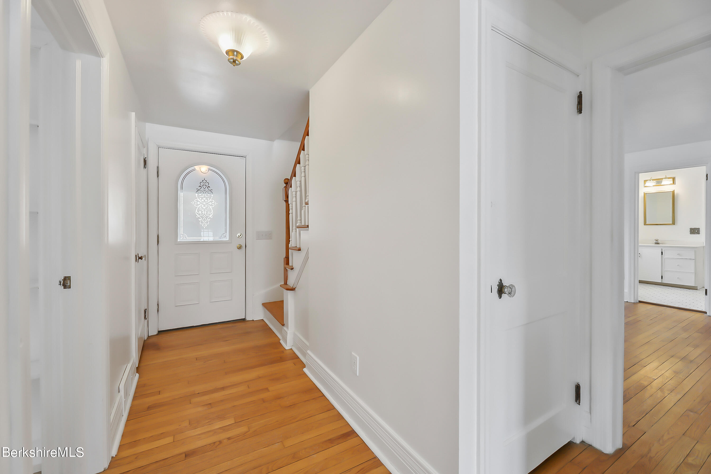 267 Holmes Road Pittsfield, MA 01201 - Photo 6 of 47 6-Foyer