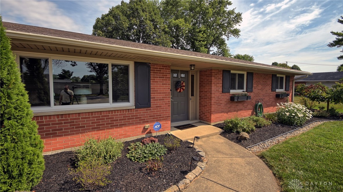 2317 Springmill Road Dayton, OH 45440 - Photo 3 of 59 Gallery Image 3