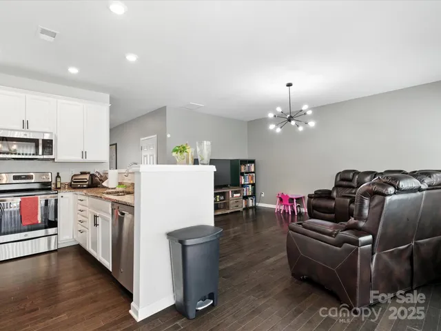 $299,995 | 9333 Grand Valley Drive, Charlotte, NC 28213