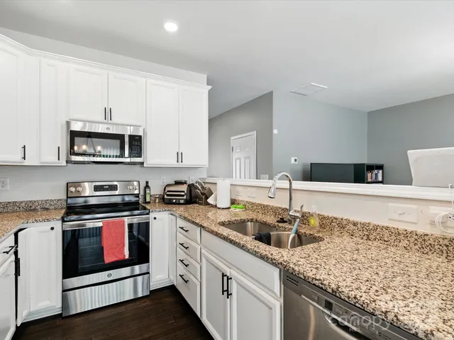 $299,995 | 9333 Grand Valley Drive, Charlotte, NC 28213