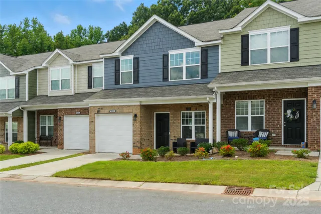 $299,995 | 9333 Grand Valley Drive, Charlotte, NC 28213