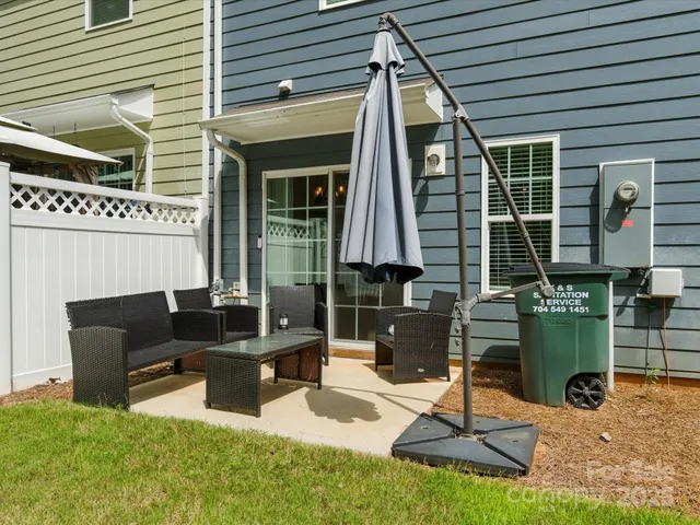 $299,995 | 9333 Grand Valley Drive, Charlotte, NC 28213