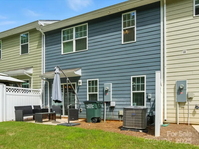 $299,995 | 9333 Grand Valley Drive, Charlotte, NC 28213