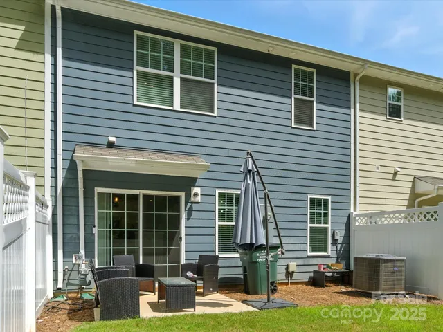 $299,995 | 9333 Grand Valley Drive, Charlotte, NC 28213