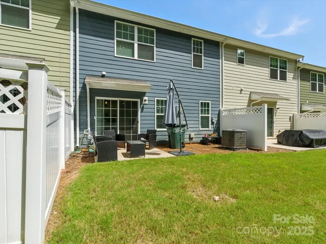 $299,995 | 9333 Grand Valley Drive, Charlotte, NC 28213