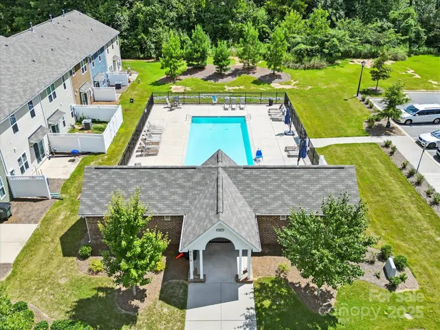 $299,995 | 9333 Grand Valley Drive, Charlotte, NC 28213