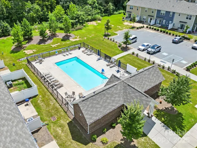 $299,995 | 9333 Grand Valley Drive, Charlotte, NC 28213