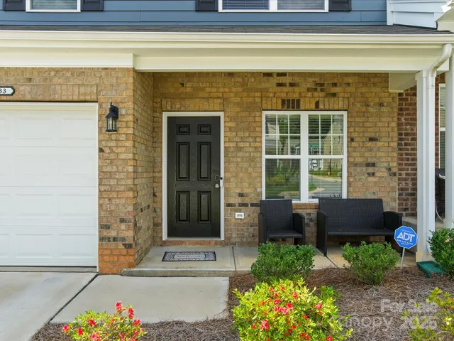 $299,995 | 9333 Grand Valley Drive, Charlotte, NC 28213