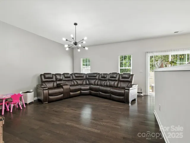 $299,995 | 9333 Grand Valley Drive, Charlotte, NC 28213