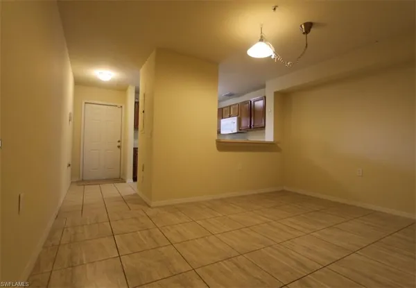 $2,350 | 9051 Gervais Circle, Unit 1503, Naples, FL 34120