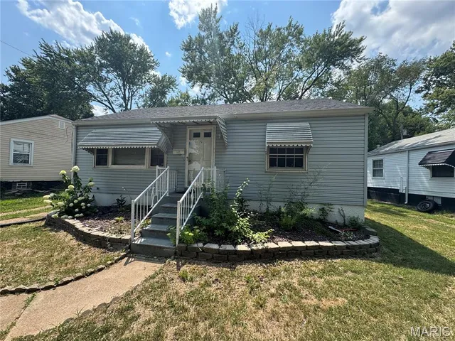$114,900 | 7804 Utica Drive, St. Louis, MO 63133