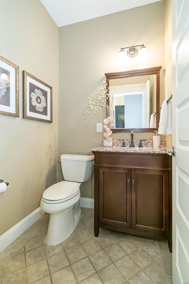 1280 Arbor Bluff Circle Ballwin, MO 63021 - Photo 11 of 60