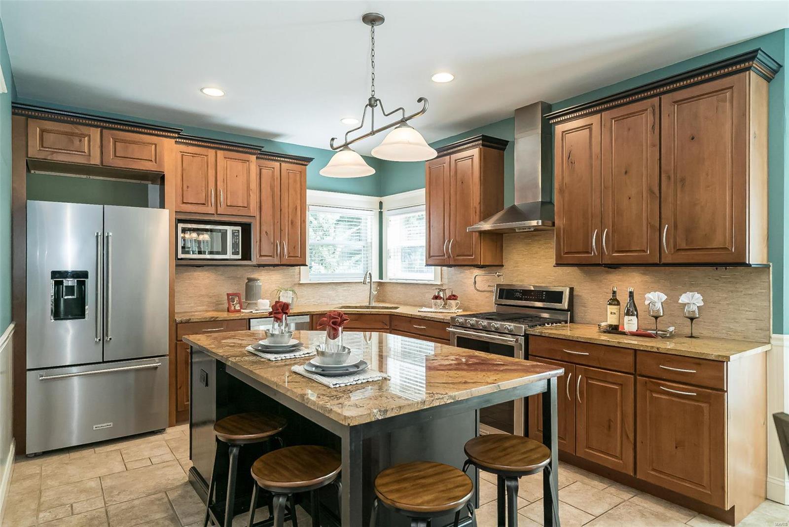 1280 Arbor Bluff Circle Ballwin, MO 63021 - Photo 13 of 60