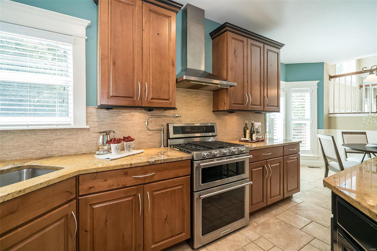 1280 Arbor Bluff Circle Ballwin, MO 63021 - Photo 17 of 60