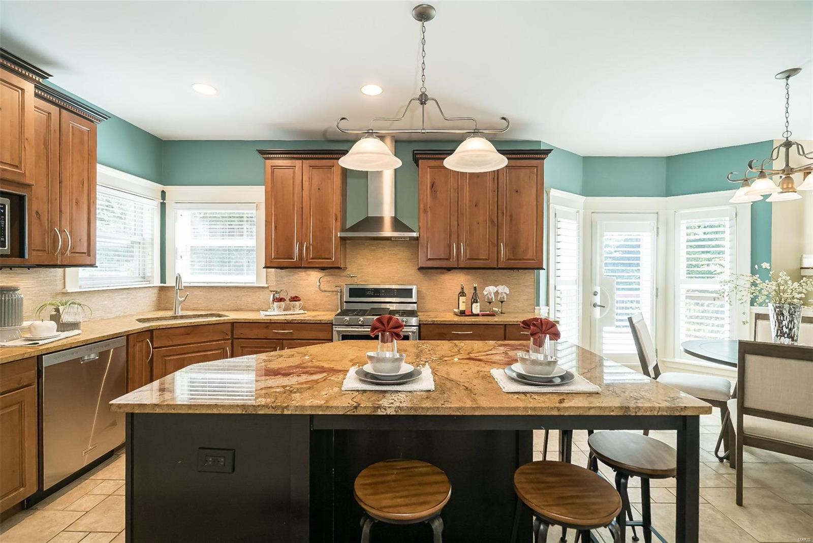 1280 Arbor Bluff Circle Ballwin, MO 63021 - Photo 18 of 60