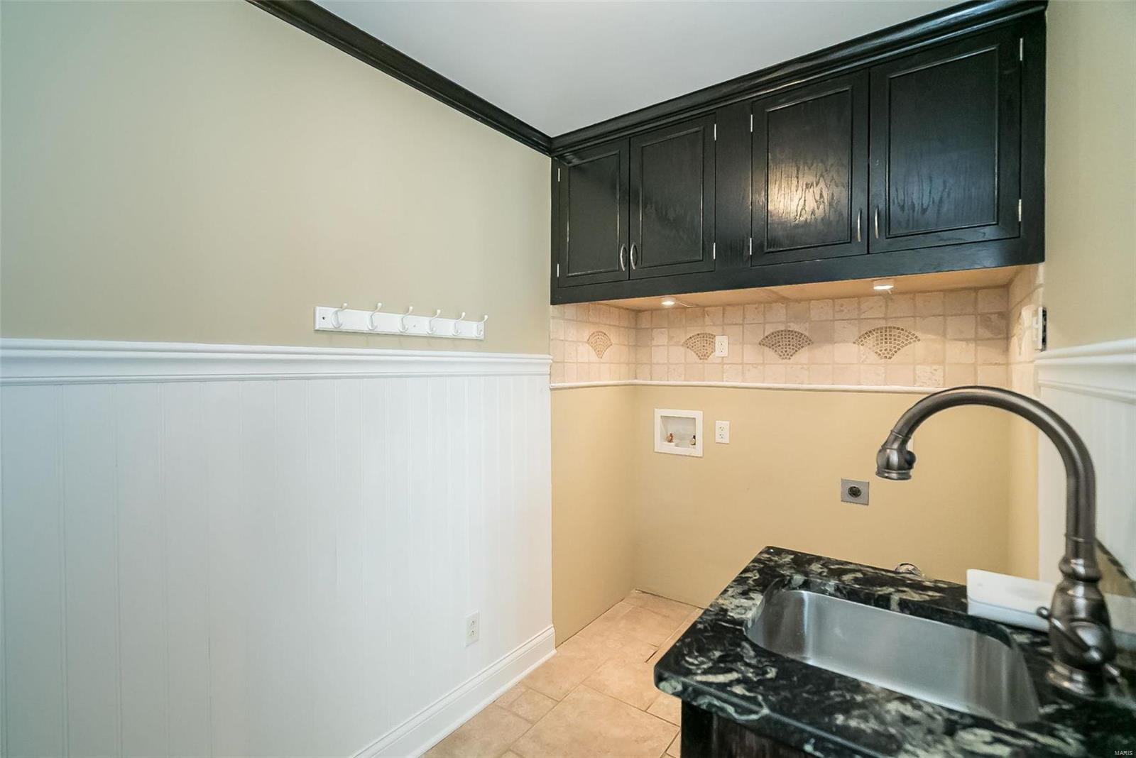 1280 Arbor Bluff Circle Ballwin, MO 63021 - Photo 20 of 60