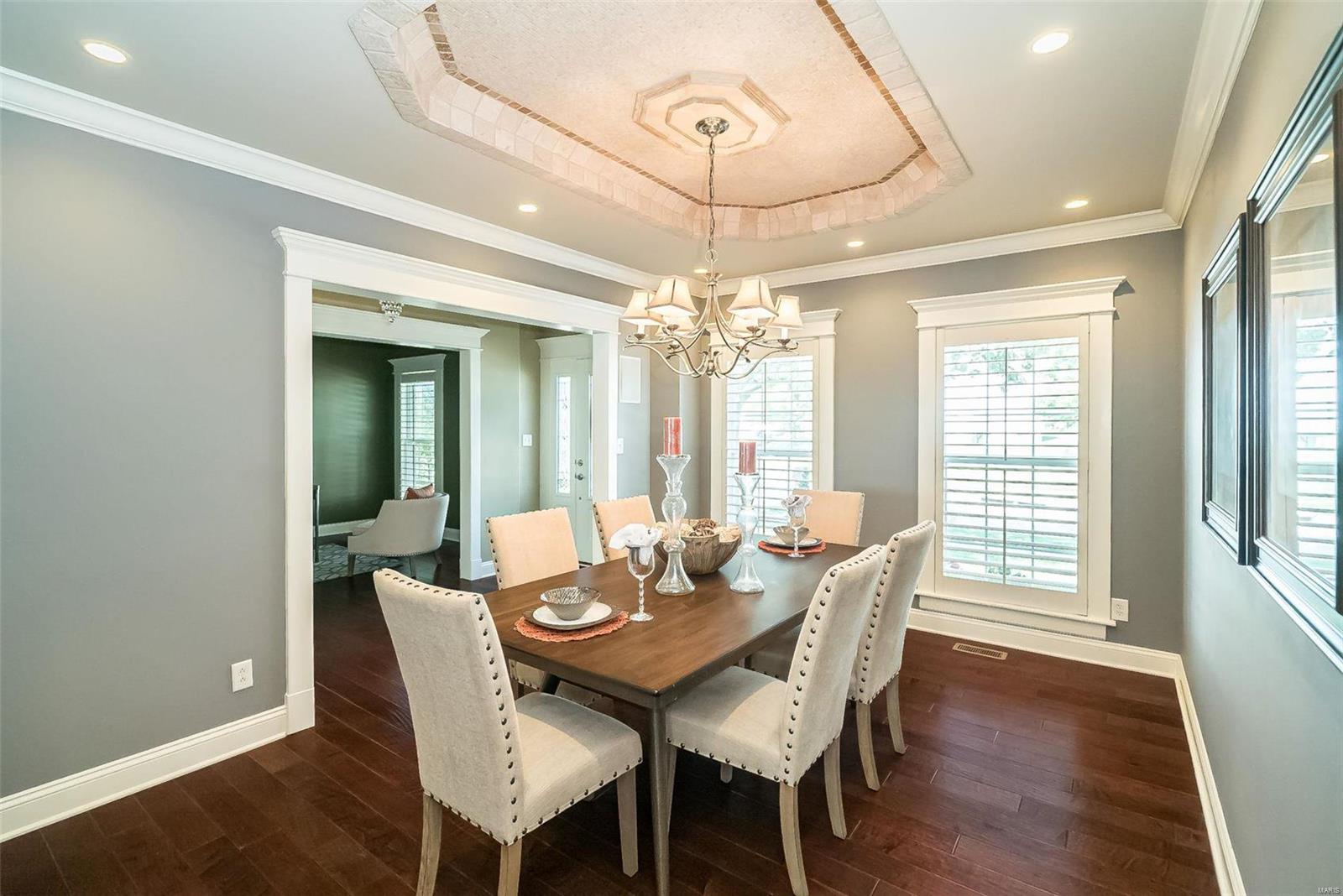 1280 Arbor Bluff Circle Ballwin, MO 63021 - Photo 7 of 60