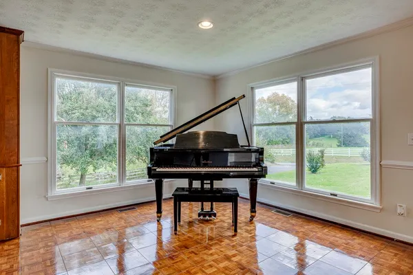 $699,000 | 11193 Indian Trail Road, Harrisonburg, VA 22802