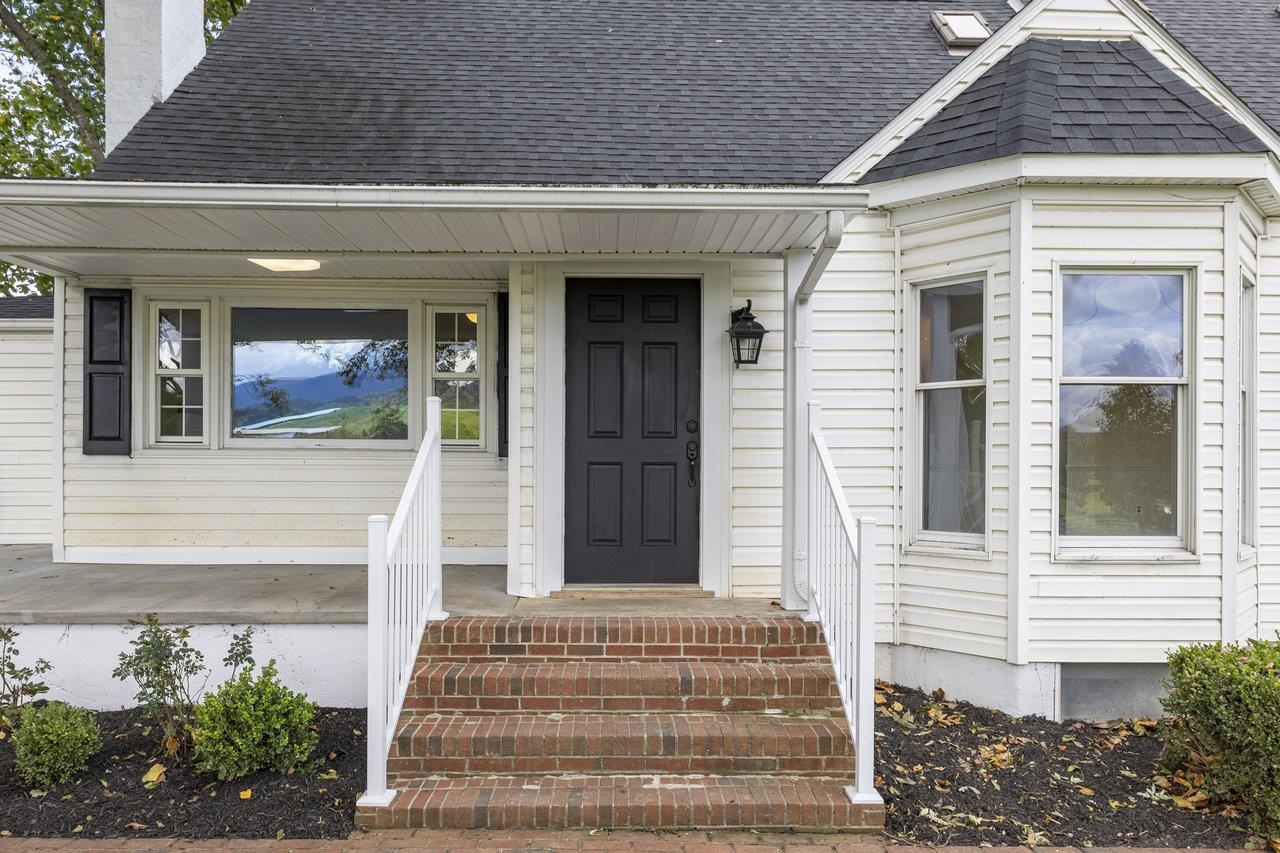 11193 Indian Trail Road Harrisonburg, VA 22802 - Photo 7 of 75