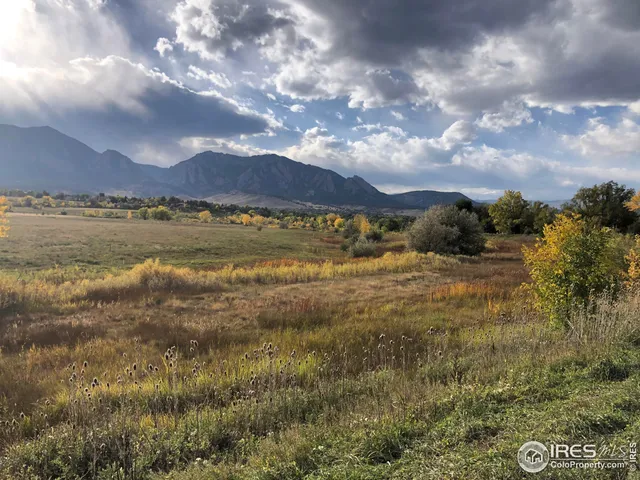 $270,000 | 645 Manhattan Place, Unit 304, Boulder, CO 80303