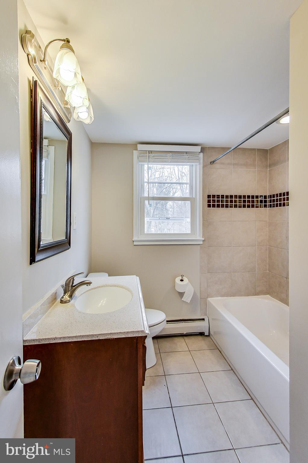 4326 Granby Road Woodbridge, VA 22193 - Photo 12 of 40 Gallery Image 12