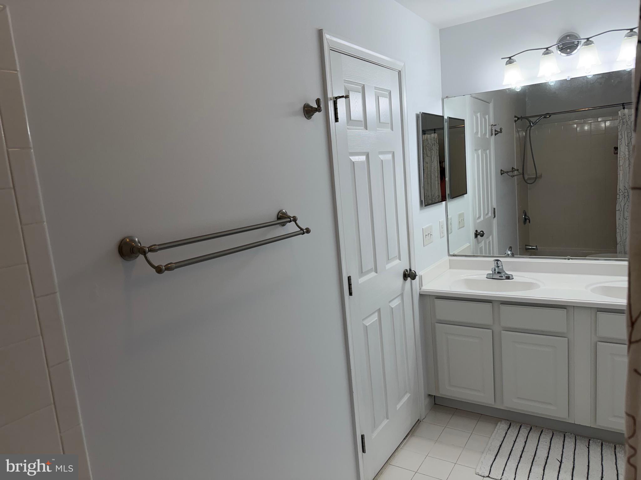1325 Tree Side Court Odenton, MD 21113 - Photo 16 of 18 2nd floor on suite