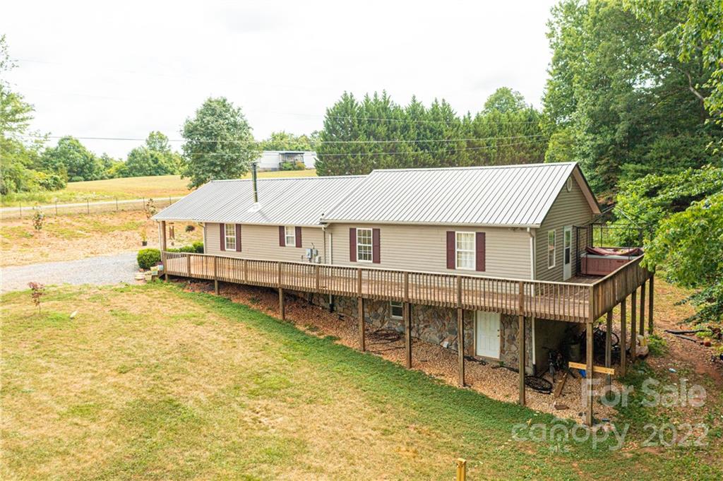 5328 Miller Mill Road Hickory, NC 28602 - Photo 5 of 48 Gallery Image 5