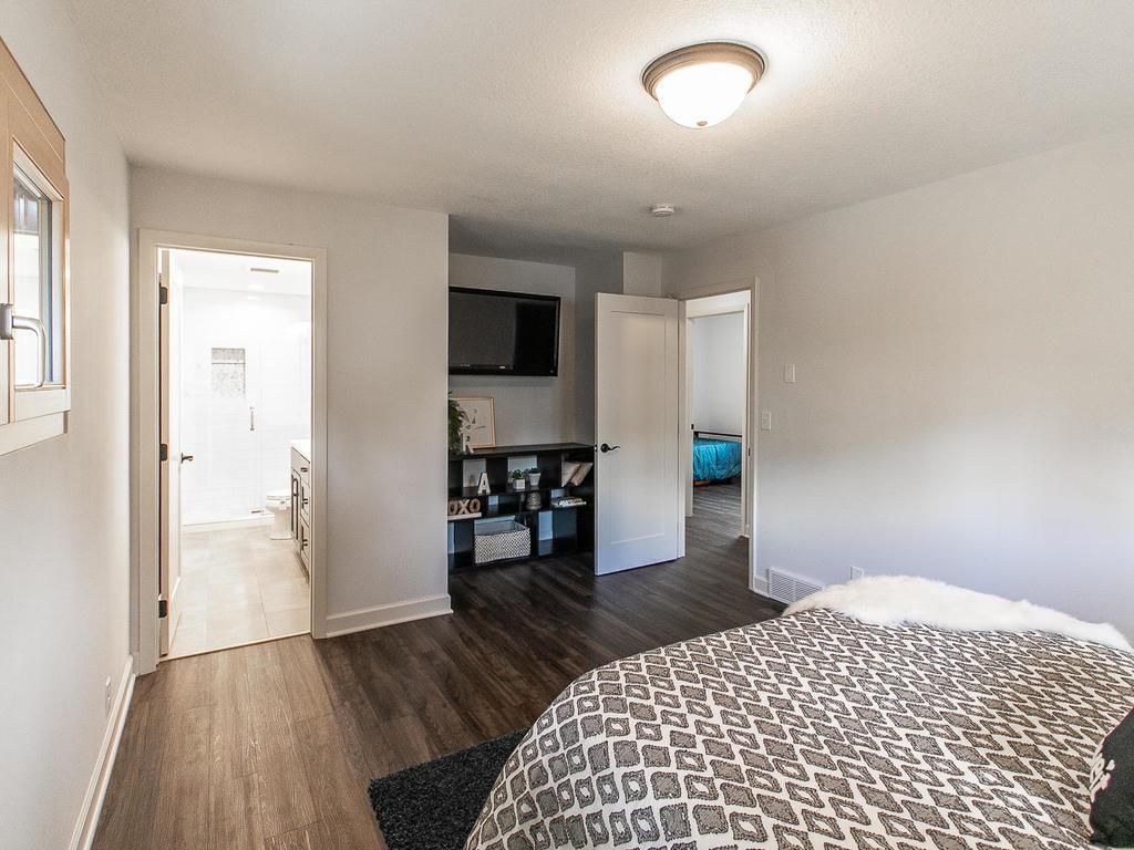 1813 Traymore Road Minnetonka, MN 55305 - Photo 14 of 36 Gallery Image 14
