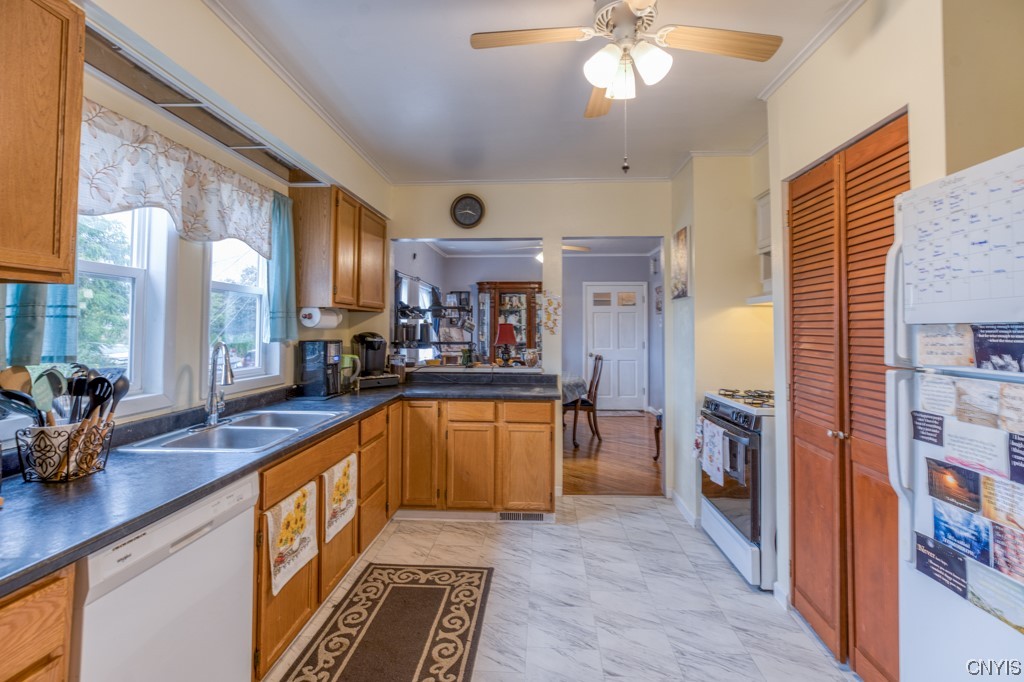 214 Horan Road Camillus, NY 13209 - Photo 14 of 37