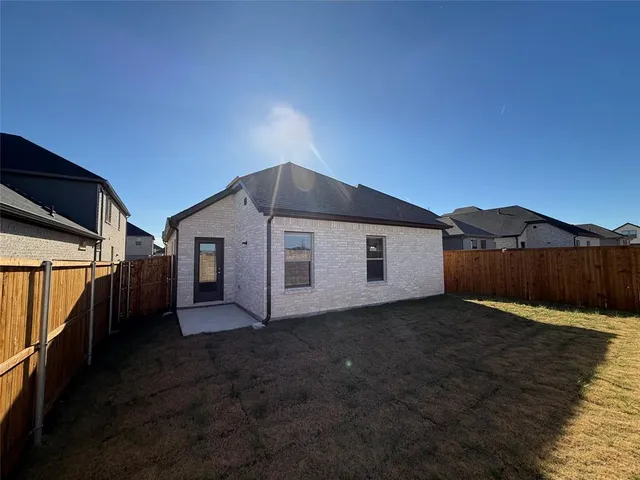 $1,999 | 1004 Knox River Drive, McKinney, TX 75071