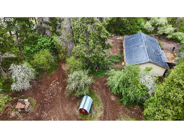 $270,000 | 9020 Elk Creek Road, Trail, OR 97541